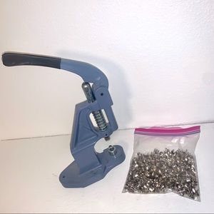 Stud Press (for clothing)